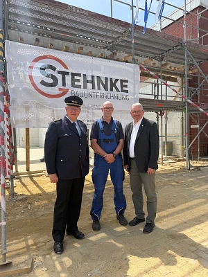 Richtfest der neuen Schlauchpflege an der Feuerwehrtechnischen Zentrale&nbsp;&copy;&nbsp;Landkreis Osterholz