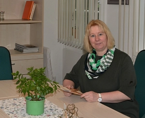 PETRA im Konferenz Raum - .JPG